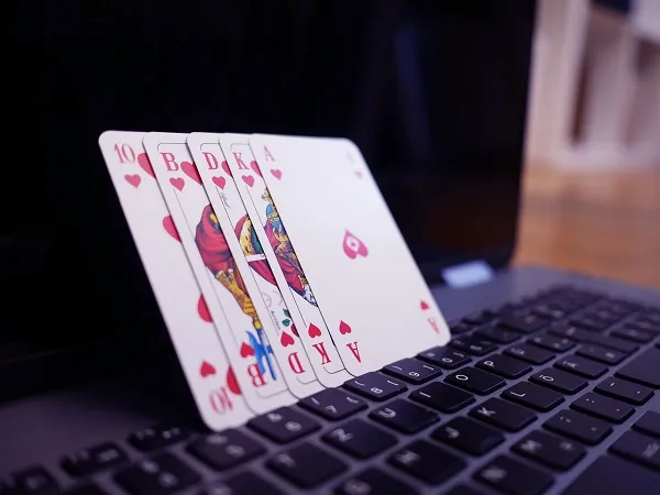 Cara Memainkan Video Poker Joker’s Vault Poker